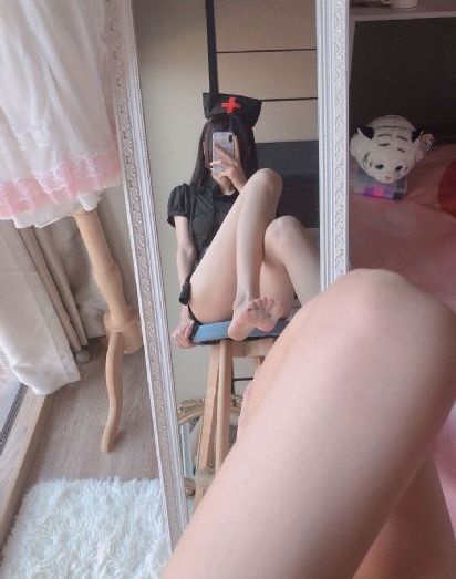 涓子三级在线观看